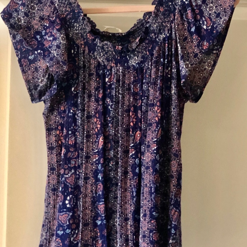 Selfie rayon blue, peach and white blouse. Size M